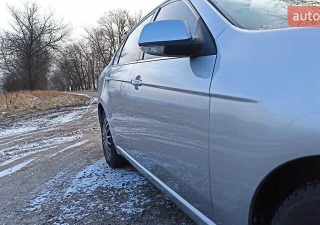 Серый Шевроле Эпика, объемом двигателя 2.5 л и пробегом 224 тыс. км за 5200 $, фото 11 на Automoto.ua