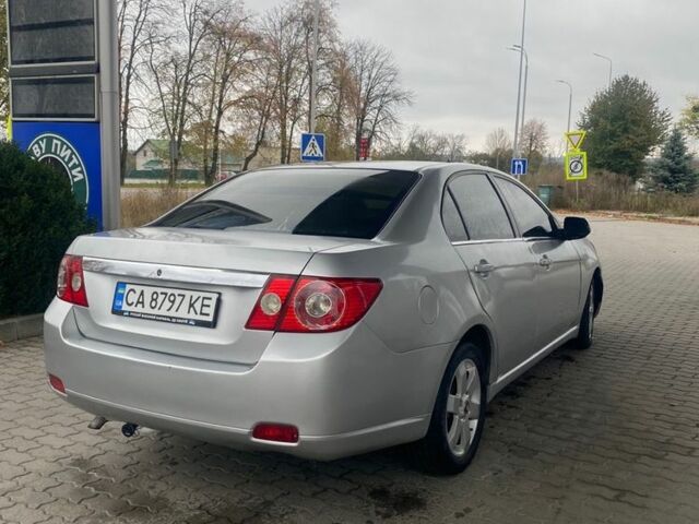 Серый Шевроле Эпика, объемом двигателя 2 л и пробегом 250 тыс. км за 3100 $, фото 3 на Automoto.ua