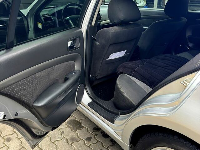 Серый Шевроле Эпика, объемом двигателя 2 л и пробегом 252 тыс. км за 3800 $, фото 11 на Automoto.ua