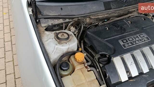 Серый Шевроле Эпика, объемом двигателя 2.49 л и пробегом 252 тыс. км за 4200 $, фото 3 на Automoto.ua