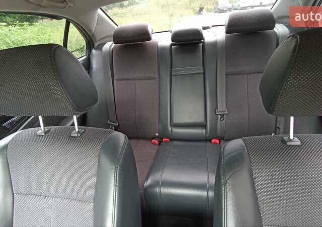 Серый Шевроле Эпика, объемом двигателя 2 л и пробегом 290 тыс. км за 7150 $, фото 7 на Automoto.ua