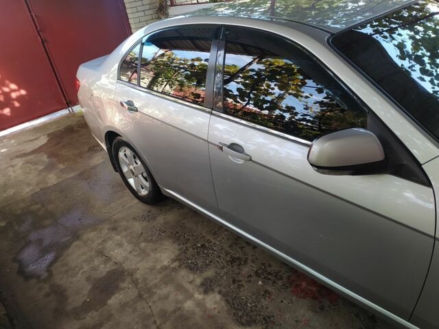 Серый Шевроле Эпика, объемом двигателя 2 л и пробегом 215 тыс. км за 4725 $, фото 8 на Automoto.ua