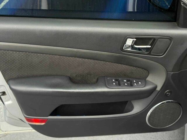 Серый Шевроле Эпика, объемом двигателя 2 л и пробегом 114 тыс. км за 5999 $, фото 8 на Automoto.ua