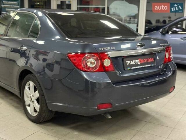 Серый Шевроле Эпика, объемом двигателя 2.5 л и пробегом 311 тыс. км за 4990 $, фото 7 на Automoto.ua