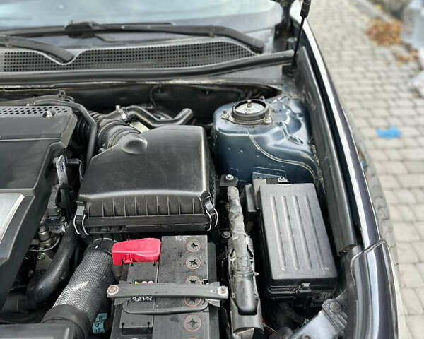 Сірий Шевроле Епіка, об'ємом двигуна 1.99 л та пробігом 164 тис. км за 4500 $, фото 33 на Automoto.ua