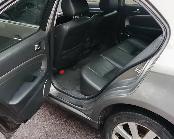 Серый Шевроле Эпика, объемом двигателя 2.49 л и пробегом 200 тыс. км за 3300 $, фото 7 на Automoto.ua