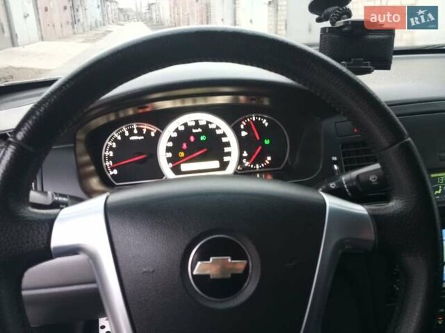 Серый Шевроле Эпика, объемом двигателя 2 л и пробегом 160 тыс. км за 6000 $, фото 23 на Automoto.ua