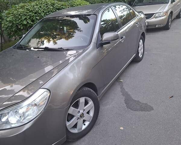 Сірий Шевроле Епіка, об'ємом двигуна 2.49 л та пробігом 139 тис. км за 5900 $, фото 1 на Automoto.ua