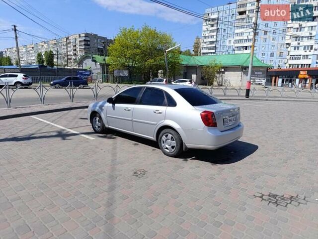 Серый Шевроле Эпика, объемом двигателя 1.6 л и пробегом 152 тыс. км за 4800 $, фото 3 на Automoto.ua