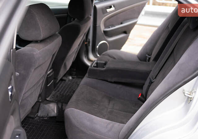 Серый Шевроле Эпика, объемом двигателя 1.99 л и пробегом 180 тыс. км за 4000 $, фото 17 на Automoto.ua