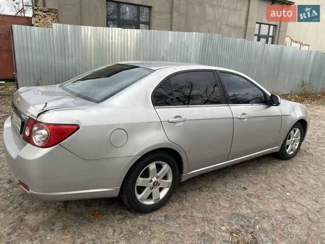 Серый Шевроле Эпика, объемом двигателя 2 л и пробегом 158 тыс. км за 2900 $, фото 2 на Automoto.ua