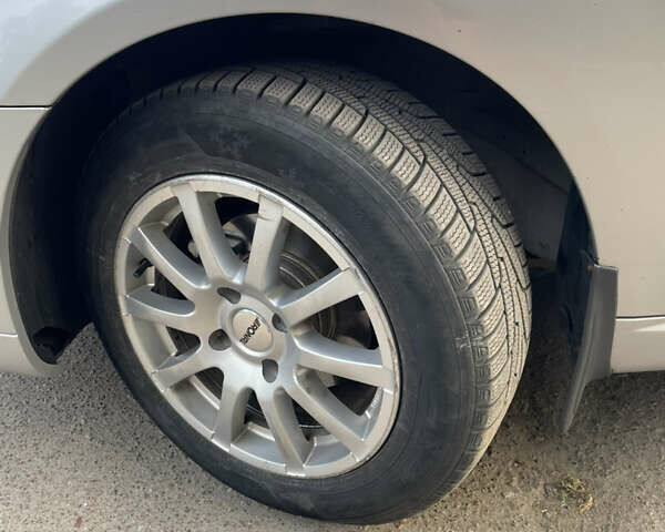 Сірий Шевроле Епіка, об'ємом двигуна 2 л та пробігом 188 тис. км за 4999 $, фото 8 на Automoto.ua