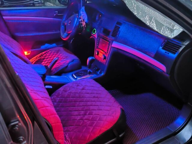 Шевроле Эпика 2009 в Харькове на Automoto.ua Серый Шевроле Эпика, объемом двигателя 2.5 л и пробегом 260 тыс. км за 7000 $, фото 5 на Automoto.ua