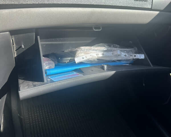 Сірий Шевроле Епіка, об'ємом двигуна 2 л та пробігом 97 тис. км за 5300 $, фото 24 на Automoto.ua