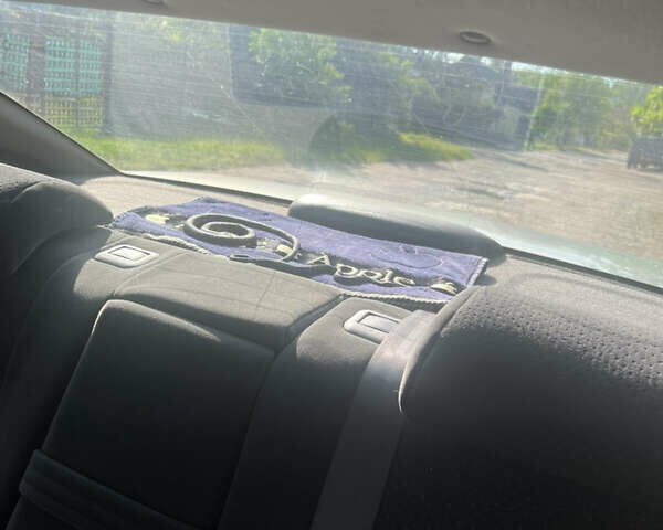 Сірий Шевроле Епіка, об'ємом двигуна 2 л та пробігом 97 тис. км за 5300 $, фото 47 на Automoto.ua