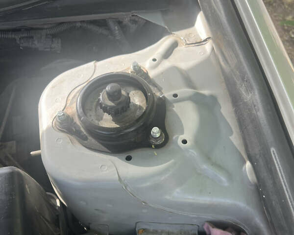 Сірий Шевроле Епіка, об'ємом двигуна 2 л та пробігом 97 тис. км за 5300 $, фото 40 на Automoto.ua