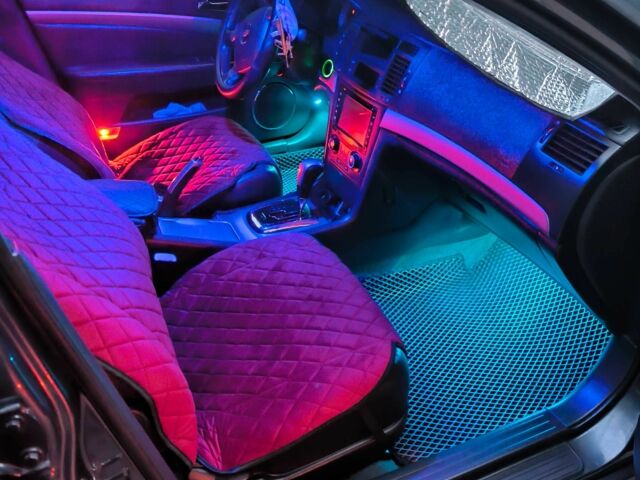 Шевроле Эпика 2009 в Харькове на Automoto.ua Серый Шевроле Эпика, объемом двигателя 2.5 л и пробегом 260 тыс. км за 7000 $, фото 6 на Automoto.ua