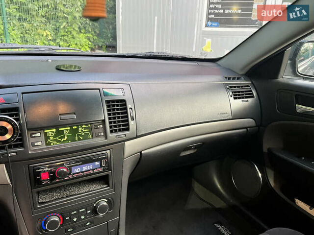 Сірий Шевроле Епіка, об'ємом двигуна 2 л та пробігом 192 тис. км за 5700 $, фото 14 на Automoto.ua