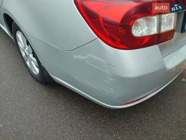 Сірий Шевроле Епіка, об'ємом двигуна 1.99 л та пробігом 180 тис. км за 4500 $, фото 29 на Automoto.ua