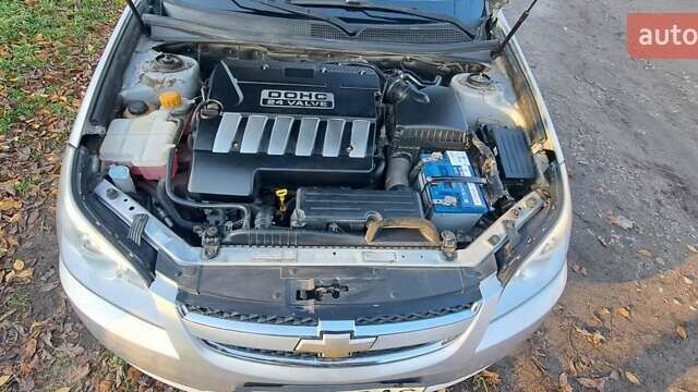 Сірий Шевроле Епіка, об'ємом двигуна 1.99 л та пробігом 150 тис. км за 6500 $, фото 17 на Automoto.ua