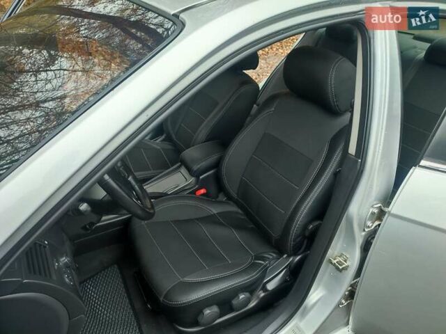 Сірий Шевроле Епіка, об'ємом двигуна 1.99 л та пробігом 180 тис. км за 4500 $, фото 17 на Automoto.ua
