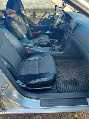 Сірий Шевроле Епіка, об'ємом двигуна 1.99 л та пробігом 150 тис. км за 6500 $, фото 12 на Automoto.ua