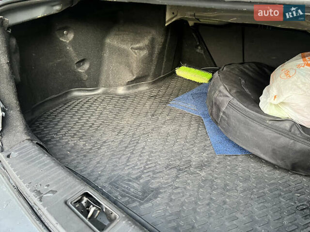 Сірий Шевроле Епіка, об'ємом двигуна 2 л та пробігом 192 тис. км за 5700 $, фото 28 на Automoto.ua