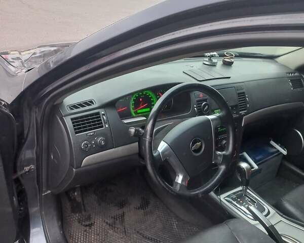 Синий Шевроле Эпика, объемом двигателя 2.49 л и пробегом 246 тыс. км за 4200 $, фото 6 на Automoto.ua