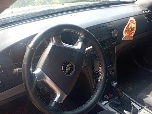 Синий Шевроле Эпика, объемом двигателя 2 л и пробегом 224 тыс. км за 4500 $, фото 6 на Automoto.ua