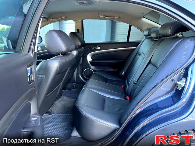 Синій Шевроле Епіка, об'ємом двигуна 2 л та пробігом 250 тис. км за 7000 $, фото 9 на Automoto.ua