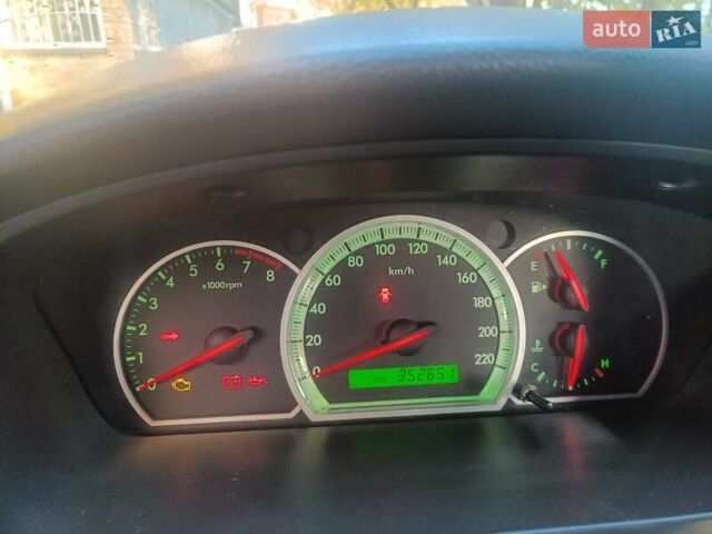 Синий Шевроле Эпика, объемом двигателя 1.99 л и пробегом 352 тыс. км за 4500 $, фото 9 на Automoto.ua