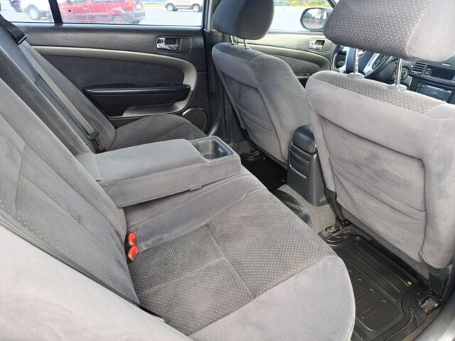 Синій Шевроле Епіка, об'ємом двигуна 2 л та пробігом 211 тис. км за 4600 $, фото 7 на Automoto.ua