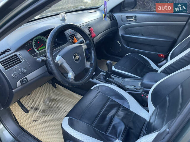 Зеленый Шевроле Эпика, объемом двигателя 1.99 л и пробегом 236 тыс. км за 4300 $, фото 5 на Automoto.ua