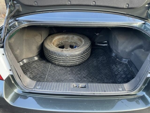 Зелений Шевроле Епіка, об'ємом двигуна 2 л та пробігом 236 тис. км за 4300 $, фото 8 на Automoto.ua