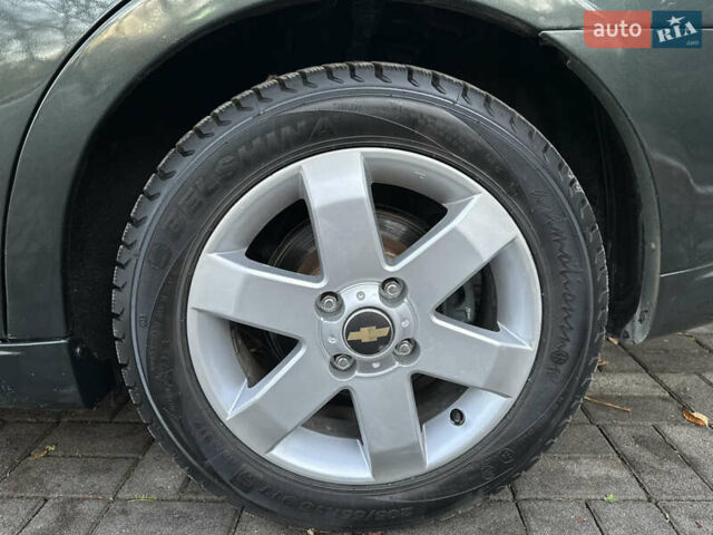 Зеленый Шевроле Эпика, объемом двигателя 2.5 л и пробегом 162 тыс. км за 4299 $, фото 33 на Automoto.ua