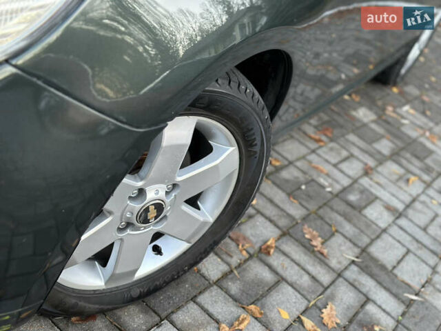 Зеленый Шевроле Эпика, объемом двигателя 2.5 л и пробегом 162 тыс. км за 4299 $, фото 37 на Automoto.ua