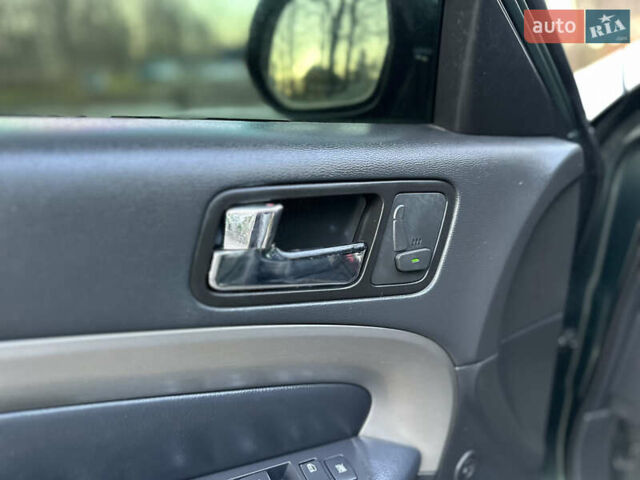 Зеленый Шевроле Эпика, объемом двигателя 2.5 л и пробегом 162 тыс. км за 4299 $, фото 29 на Automoto.ua