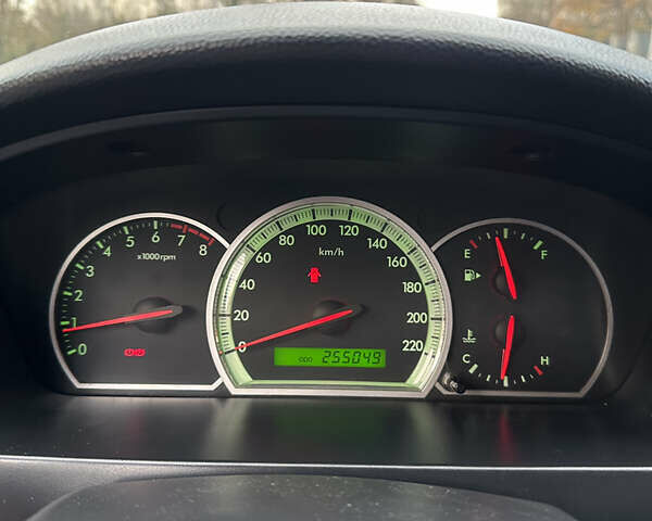 Зелений Шевроле Епіка, об'ємом двигуна 1.99 л та пробігом 255 тис. км за 5500 $, фото 20 на Automoto.ua