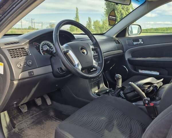 Зеленый Шевроле Эпика, объемом двигателя 2 л и пробегом 51 тыс. км за 7500 $, фото 2 на Automoto.ua