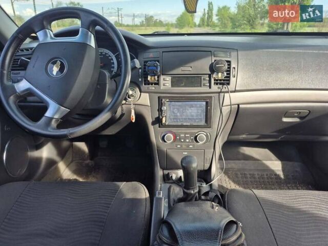 Зеленый Шевроле Эпика, объемом двигателя 2 л и пробегом 51 тыс. км за 7500 $, фото 23 на Automoto.ua