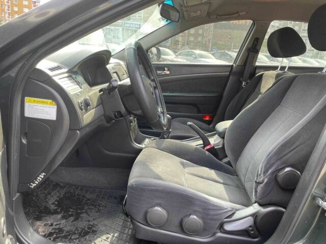 Зелений Шевроле Епіка, об'ємом двигуна 2 л та пробігом 312 тис. км за 5290 $, фото 8 на Automoto.ua