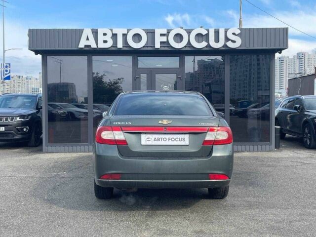 Зелений Шевроле Епіка, об'ємом двигуна 2 л та пробігом 312 тис. км за 5290 $, фото 6 на Automoto.ua