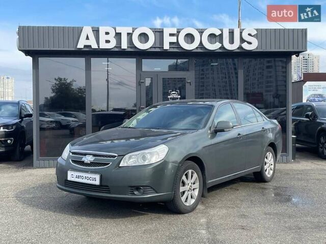 Зелений Шевроле Епіка, об'ємом двигуна 2 л та пробігом 312 тис. км за 5290 $, фото 3 на Automoto.ua