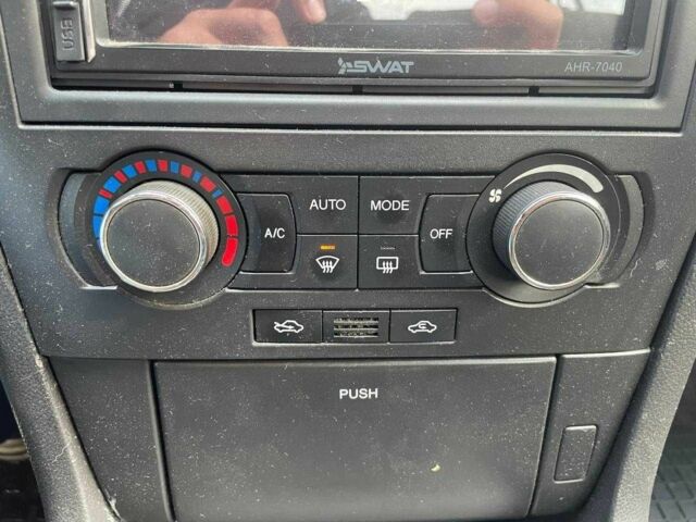 Зелений Шевроле Епіка, об'ємом двигуна 2 л та пробігом 312 тис. км за 5290 $, фото 21 на Automoto.ua