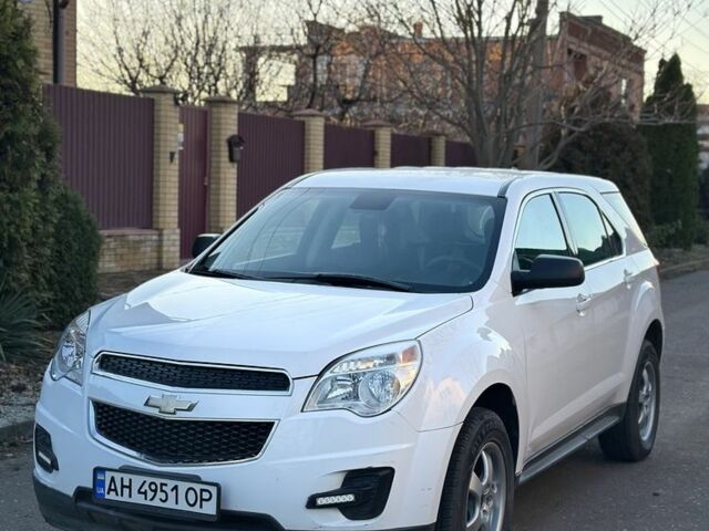 Белый Шевроле Эквинокс, объемом двигателя 2.4 л и пробегом 273 тыс. км за 8999 $, фото 3 на Automoto.ua