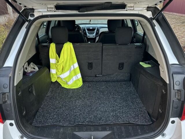 Белый Шевроле Эквинокс, объемом двигателя 2.4 л и пробегом 273 тыс. км за 8999 $, фото 7 на Automoto.ua