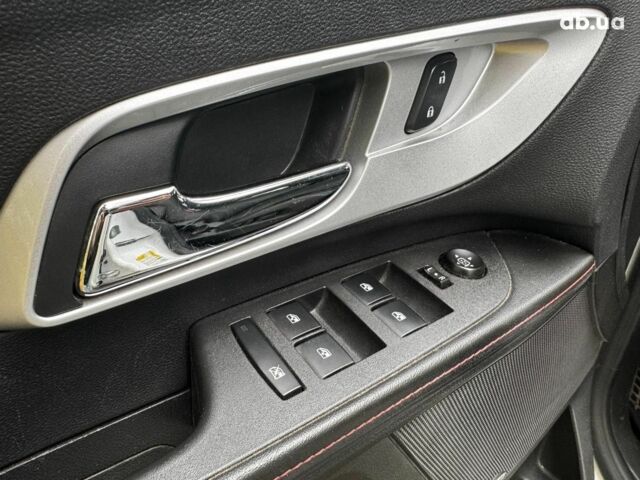 Білий Шевроле Еквінокс, об'ємом двигуна 2.4 л та пробігом 192 тис. км за 9490 $, фото 10 на Automoto.ua