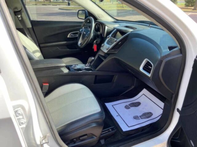 Шевроле Еквінокс 2016 у Києві на Automoto.ua Білий Шевроле Еквінокс, об'ємом двигуна 3.6 л та пробігом 78 тис. км за 9200 $, фото 7 на Automoto.ua
