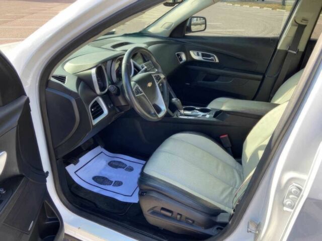 Шевроле Еквінокс 2016 у Києві на Automoto.ua Білий Шевроле Еквінокс, об'ємом двигуна 3.6 л та пробігом 78 тис. км за 9200 $, фото 5 на Automoto.ua