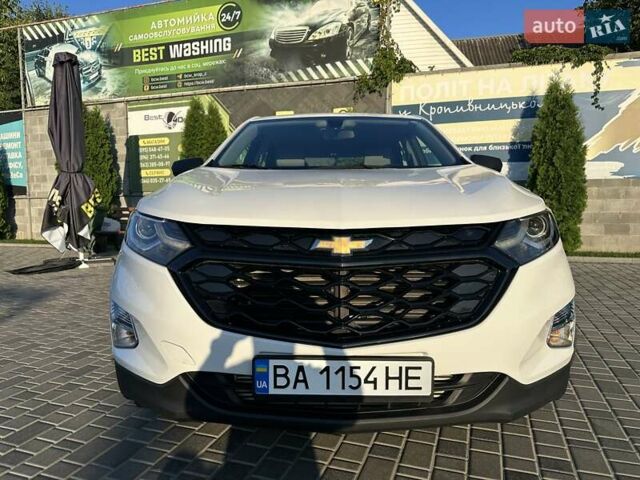 Белый Шевроле Эквинокс, объемом двигателя 1.49 л и пробегом 130 тыс. км за 13600 $, фото 4 на Automoto.ua